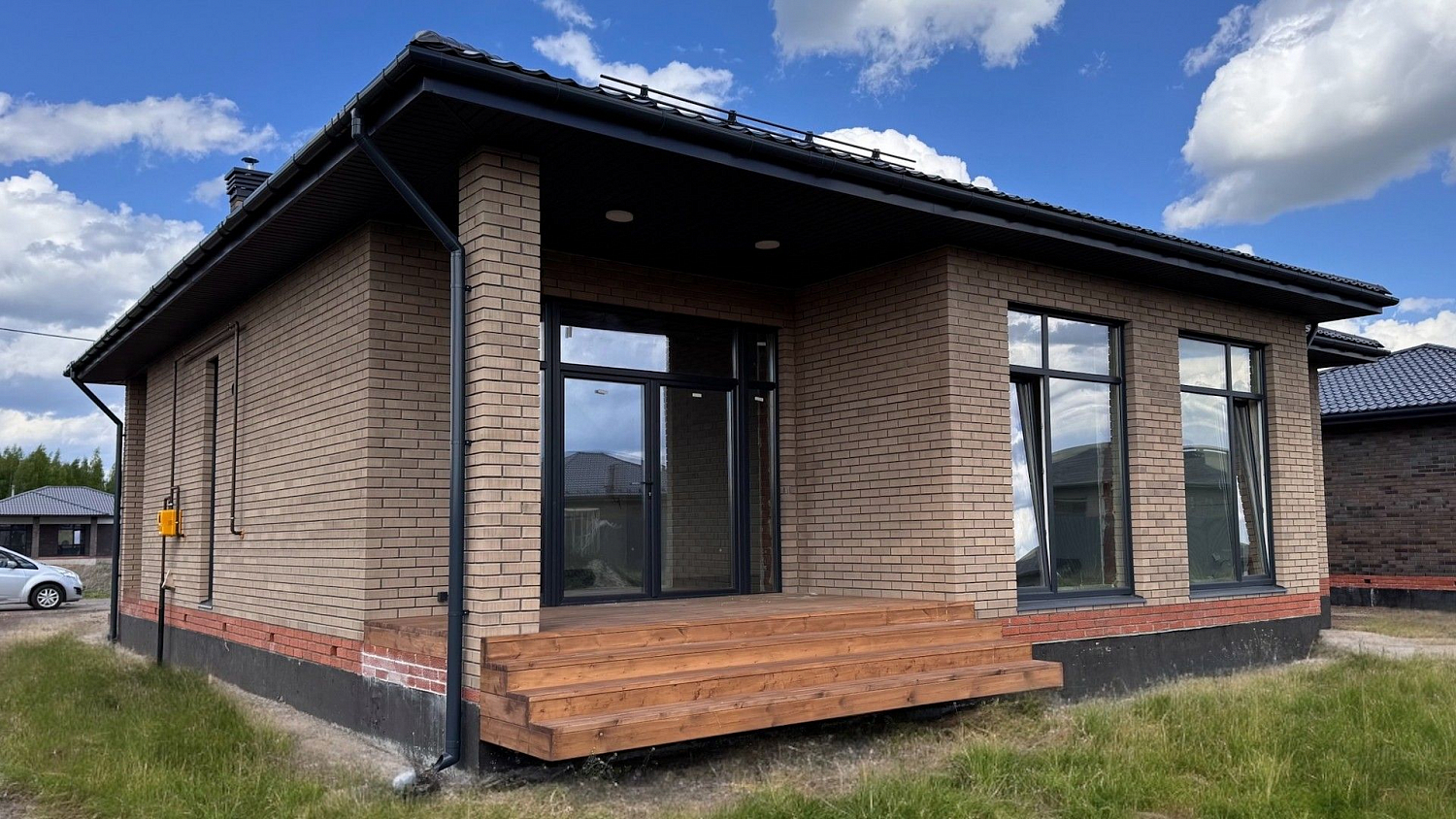 Одноэтажный кирпичный дом 150 м² в Лаишевском районе